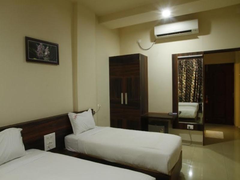 Hotel Sangam Regency Ratnāgiri Exteriör bild